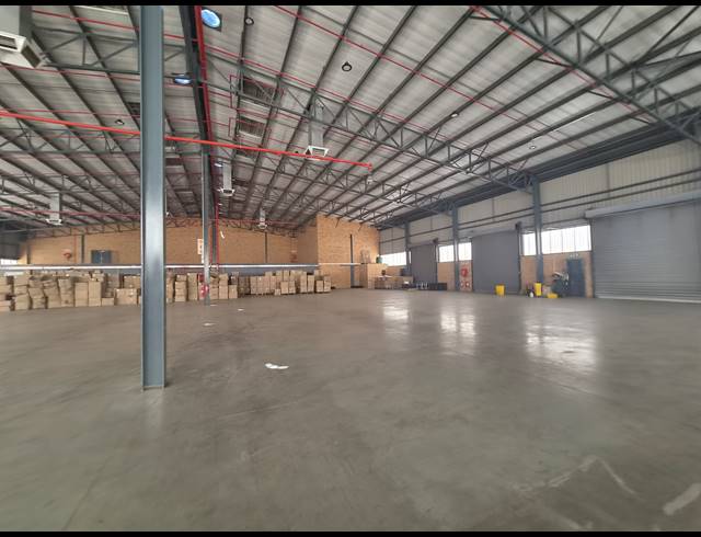 4,793M² WAREHOUSE FOR SALE IN RANDJESPARK